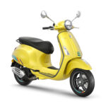 Vespa_Primavera_S_50_GialloCurioso_3-4-Ant-DX