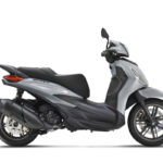 Piaggio_Beverly-S_310_Grigio-Mercurio_Lat-dx-1029x800