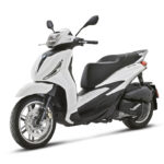 Piaggio_Beverly_310_Bianco-Luna_3-4-ant-sx-1100x786